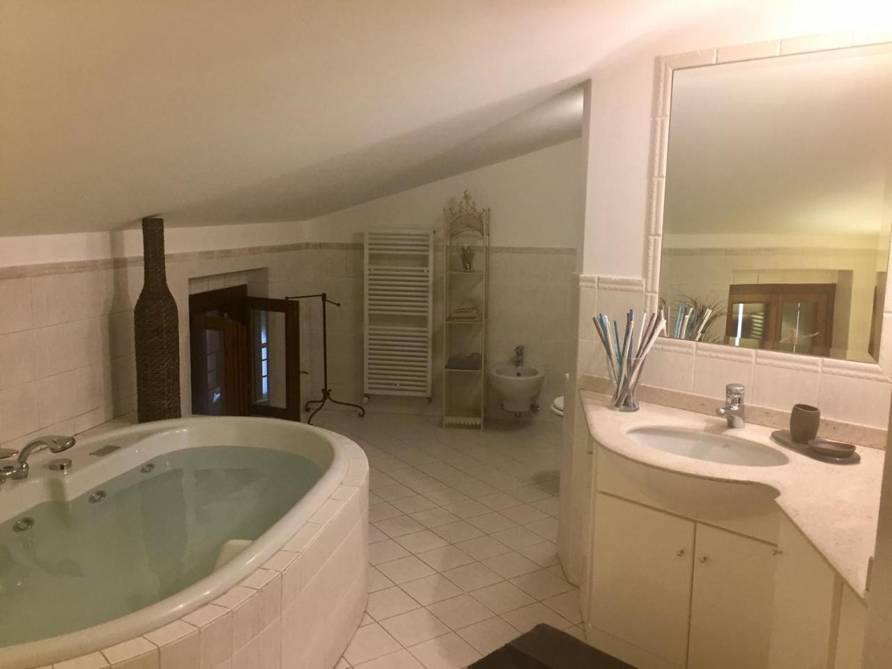 Marie Rose Luxury B&B & Apartment 代森扎诺-德尔加达 外观 照片